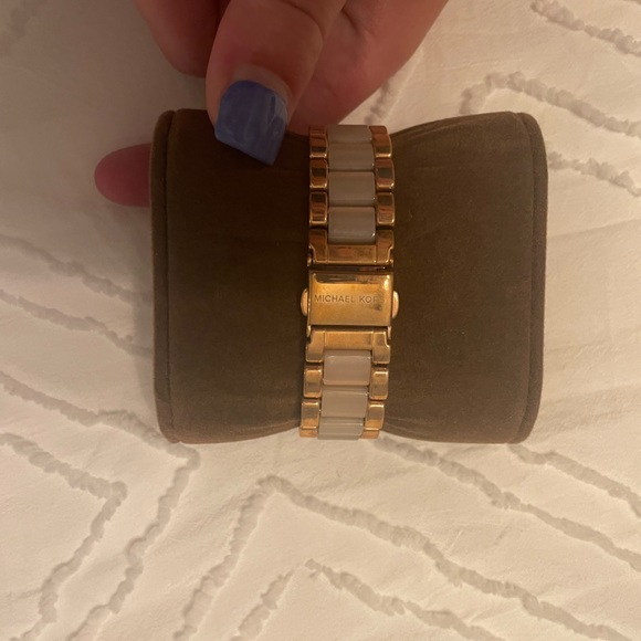 Rose Gold Michael Kors Watch - Picture 4 of 7